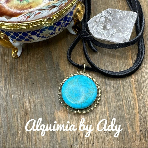 Turquoise gold statement maxi big  medallion black leather wrap around necklace - Picture 2 of 7